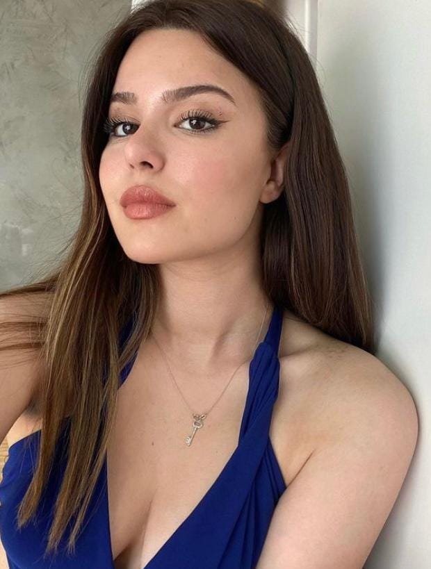 Kuşadası Mistik Kadın Escort Bayan Belma